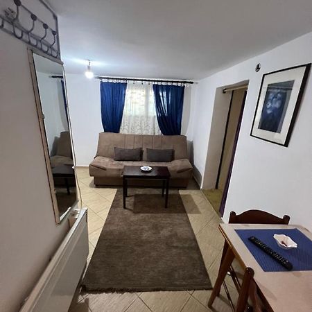 A & A Apartman Podgorica Esterno foto